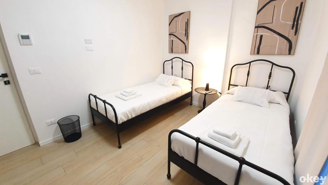 Dimora Beluga - Bari Centro Hotel Bagian luar foto
