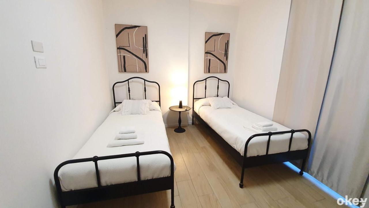 Dimora Beluga - Bari Centro Hotel Bagian luar foto