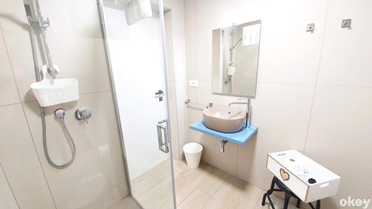 Dimora Beluga - Bari Centro Hotel Bagian luar foto