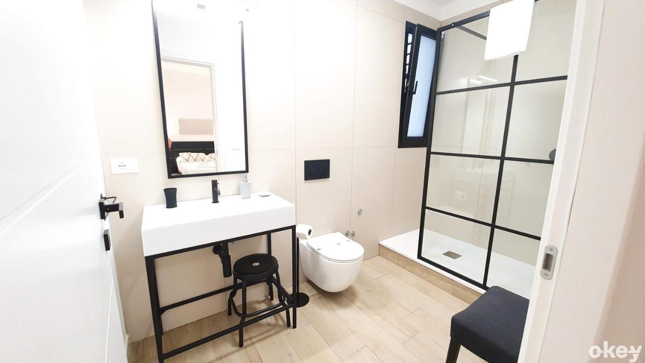 Dimora Beluga - Bari Centro Hotel Bagian luar foto